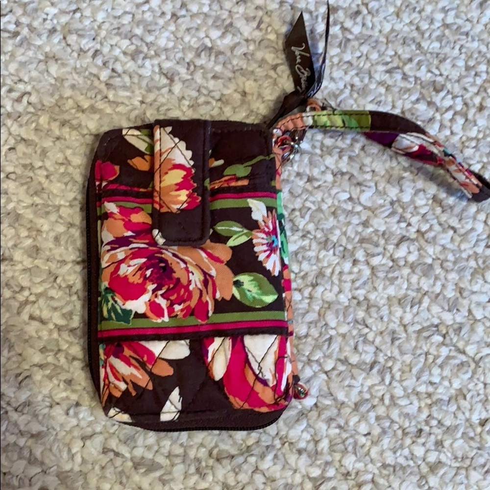 Like new Vera Bradley phone wallet